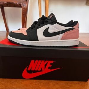 Jordan 1 Low OG “Pink Toe”